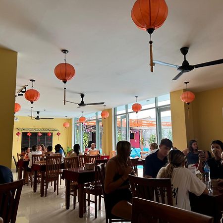 Bed Station Hostel & Pool Bar Hoi An " Former Sunflower" 외부 사진