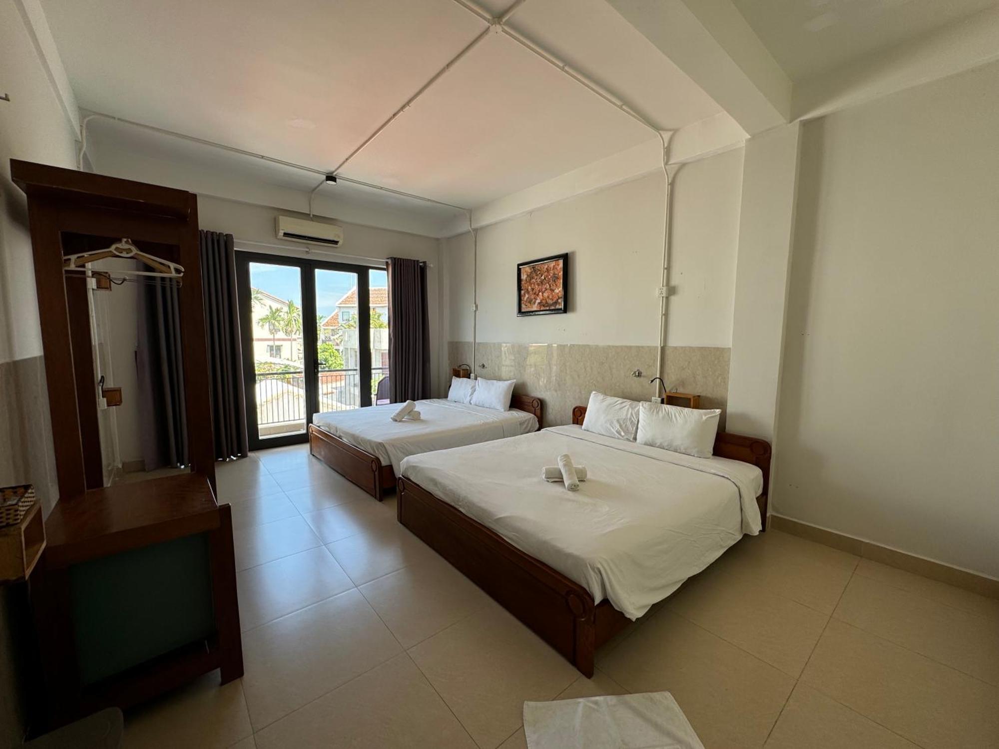 Bed Station Hostel & Pool Bar Hoi An " Former Sunflower" 외부 사진