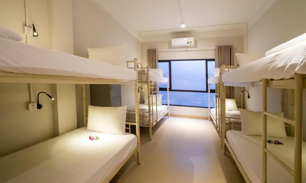 Bed Station Hostel & Pool Bar Hoi An " Former Sunflower" 외부 사진